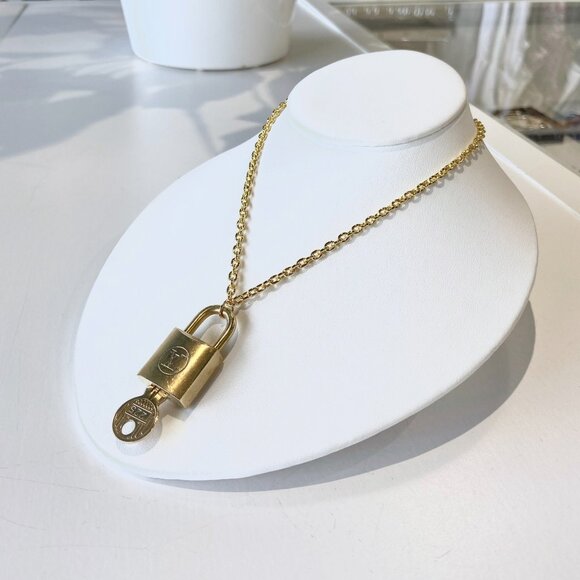 Vintage Edition - Repurposed Louis Vuitton Padlock Chain Necklace - Picture 4 of 6